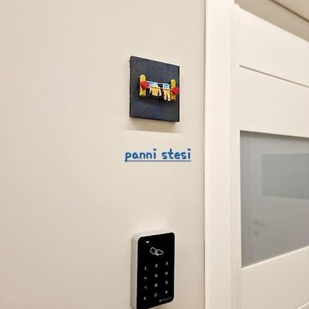 Piccolo Appartamento Di Charme Napoli Exterior foto