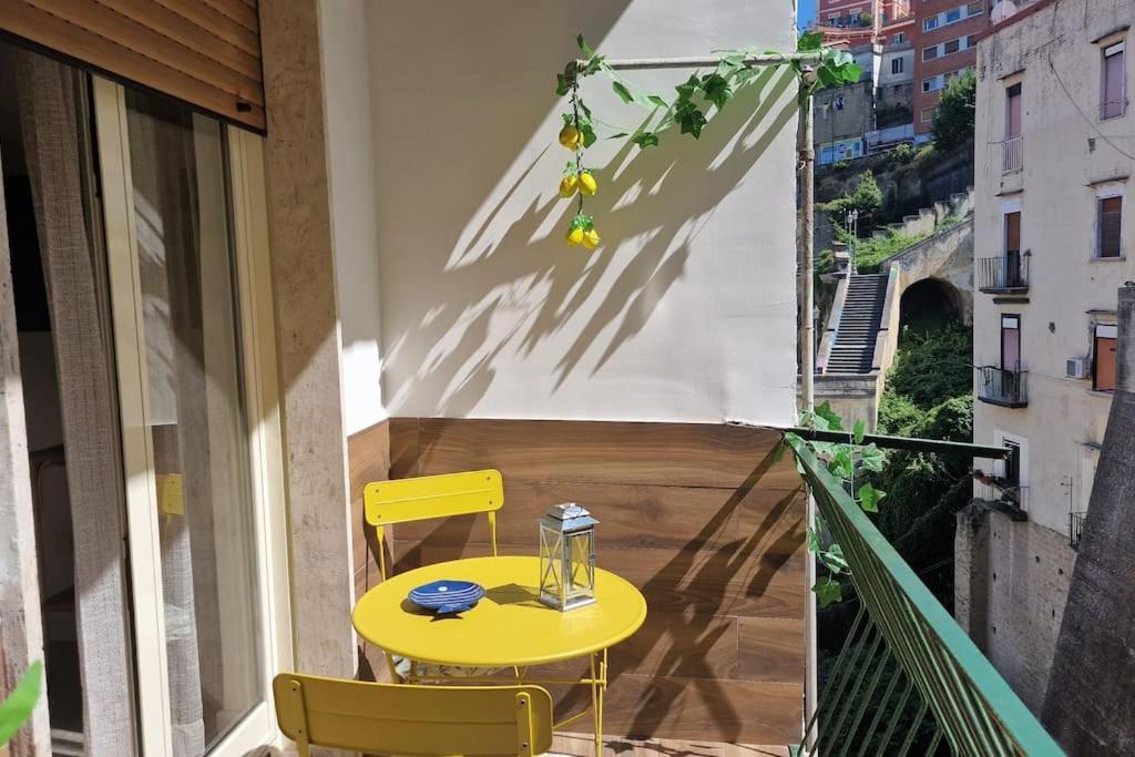 Piccolo Appartamento Di Charme Napoli Exterior foto